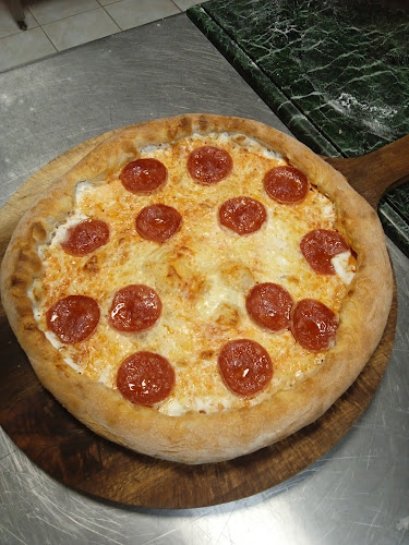 Pizza "Formaggi" - Βαλτινό