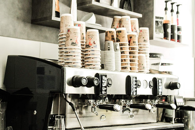 Ζάχαρης στον Καφέ