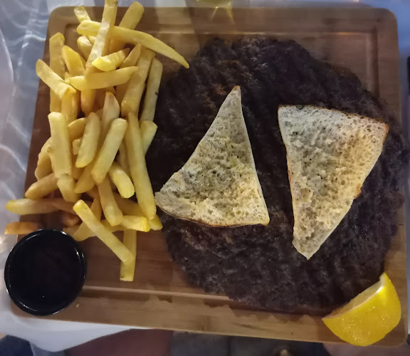 La Rocca - Γαστρονομία και φιλοξενία