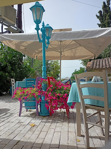 Το Κύμα - Γαστρονομία και φιλοξενία