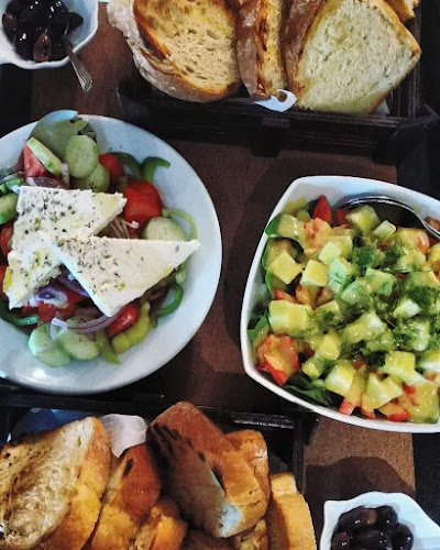 Opinii despre Χρύσανθος Chrysanthos în Αμφιθέα - Γαστρονομία και φιλοξενία