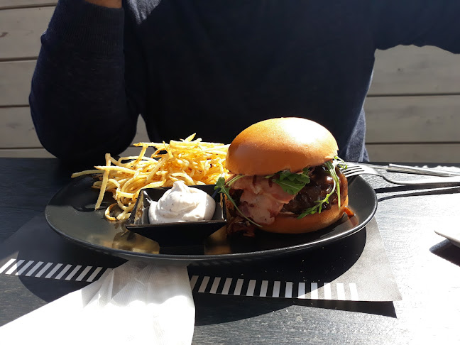 Opinii despre L Amico în Ανάβυσσος - Γαστρονομία και φιλοξενία