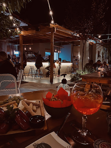Opinii despre Libre Garden Bar în Πευκοχώρι - Γαστρονομία και φιλοξενία