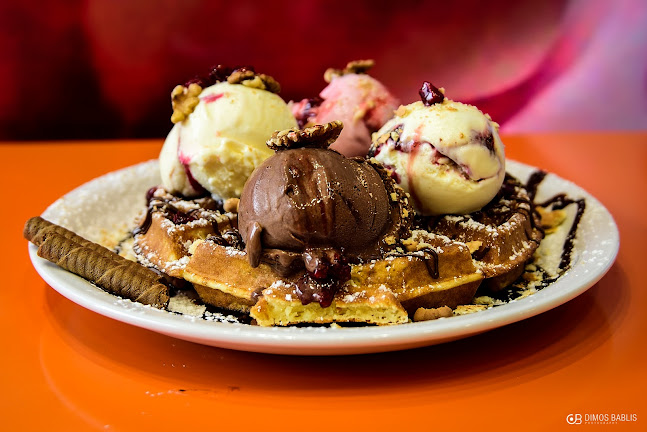 Opinii despre Slourp Ice Cream Waffles & Coffee în Αλεξανδρούπολη - Γαστρονομία και φιλοξενία