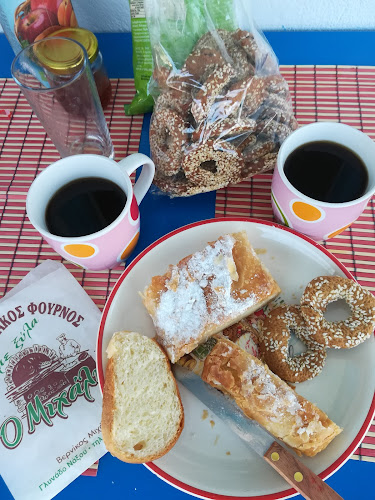 Opinii despre Michalis Vernikos Bakery în Γλινάδο - Γαστρονομία και φιλοξενία