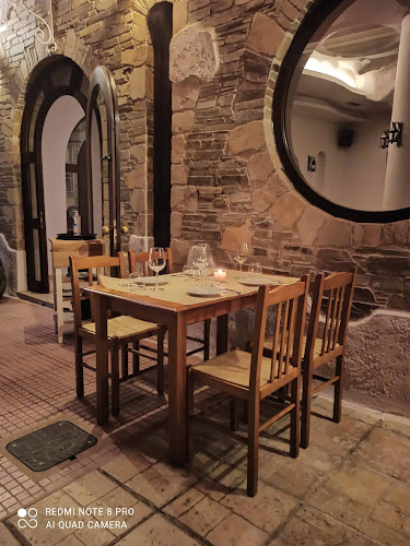 Sinaxis Meze Bistrot