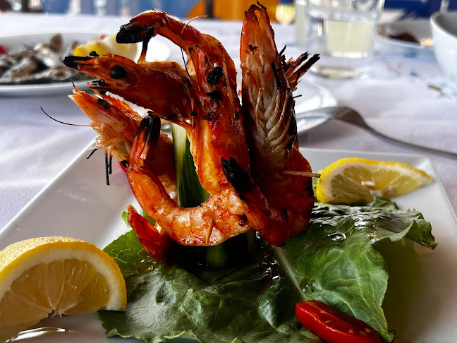 Βιανδύνη | Παραλία Καφέ - Μπαρ - Εστιατόριο - Ελαία