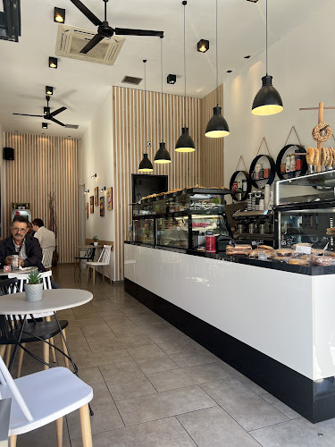 Opinii despre Mr Coffee Aigio în Αίγιο - Γαστρονομία και φιλοξενία