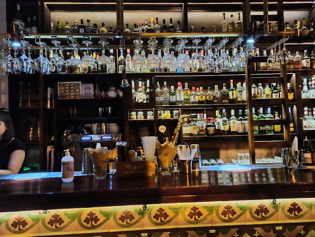 Επί της Δεξαμενής - Αθήνα