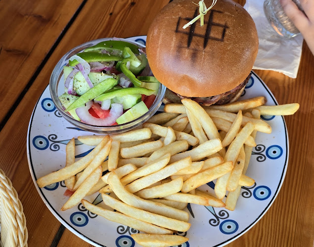 aplo beach bar cafe - Γαστρονομία και φιλοξενία