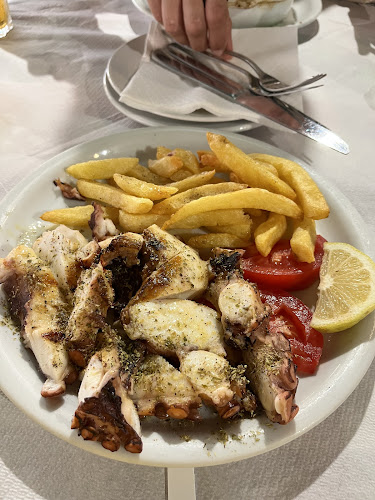 Opinii despre Πέργολα Εστιατόριο - Ταβέρνα în Κέρκυρα - Γαστρονομία και φιλοξενία