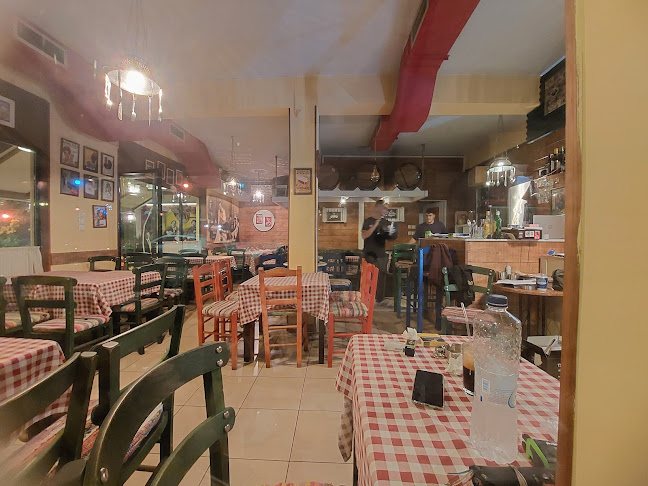 Opinii despre Το Κουτούκι του "Παίδαρου" în Κερατσίνι - Γαστρονομία και φιλοξενία