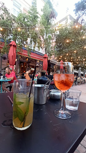 Πλ. Αγίας Ειρήνης 2, Αθήνα 105 60