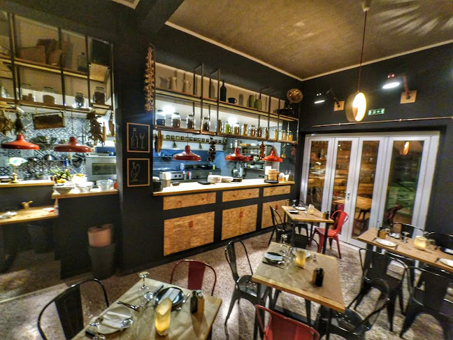 Πιρούνι και Μαχαίρι