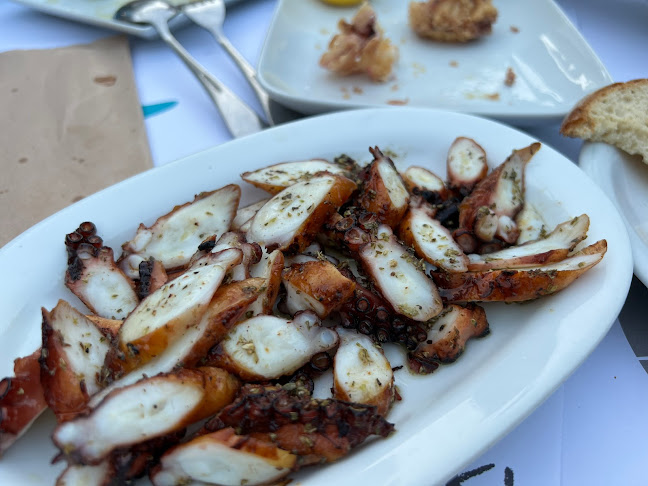 Λεωφ. Δημάρχου Αγγέλου Μεταξά 48, Γλυφάδα 166 74