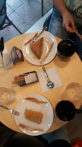 Αρτοζαχαροπλαστείο Μπουρδαμής - Αρκαλοχώρι