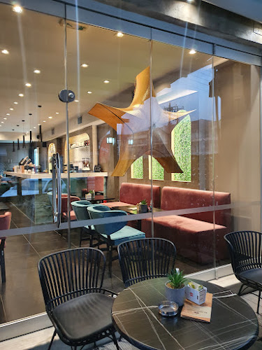 Comentarii opinii despre B-SQUARE