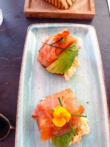 Opinii despre Mademoiselle Coffee & Brunch în Βύρωνας - Γαστρονομία και φιλοξενία