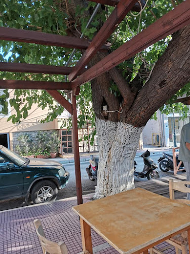 Comentarii opinii despre Η Μουριά