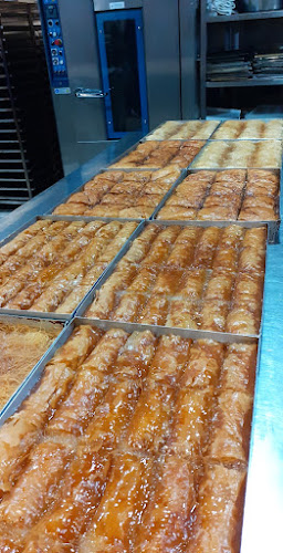 Opinii despre Ζαχαροπλαστείο Serano Ψώνης în Γαργαλιάνοι - Γαστρονομία και φιλοξενία