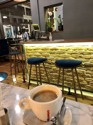 HUG Coffee & More - Δράμα