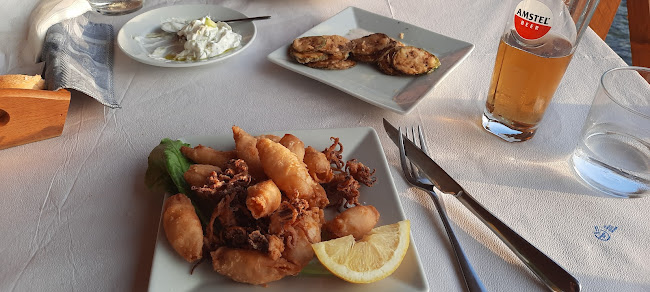 Βιανδύνη | Παραλία Καφέ - Μπαρ - Εστιατόριο - Ελαία