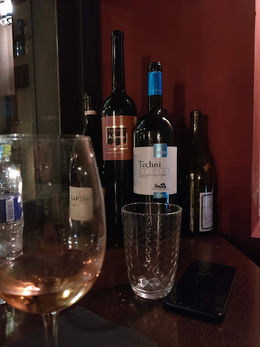 Comentarii opinii despre Περιήλιον Οινοθήκη