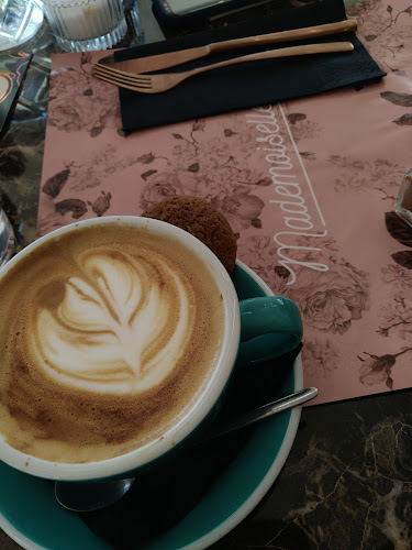 Comentarii opinii despre Mademoiselle Coffee & Brunch