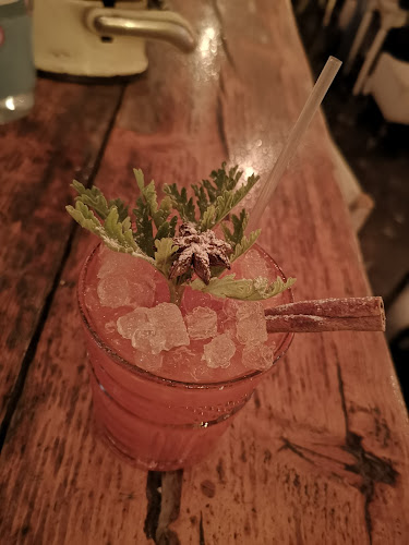 Ερατοσθένους 33, Αθήνα 116 35