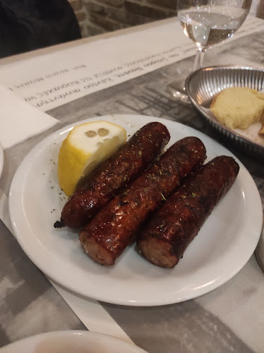 Πλ. Αγίας Τριάδας, Πεντέλη 152 36