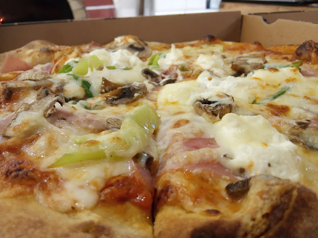 Opinii despre Stand by pizza and coffee în Κουτσουνάρι - Γαστρονομία και φιλοξενία