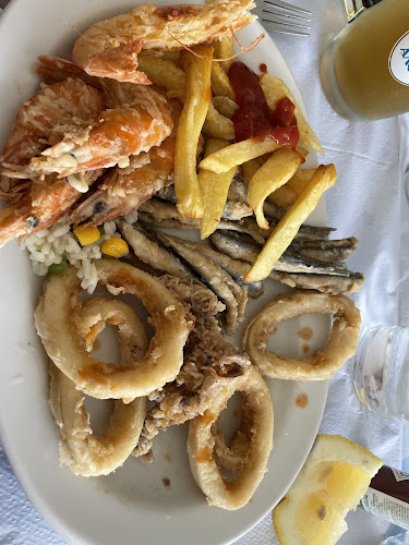 Τα Καβουράκια - Γαστρονομία και φιλοξενία