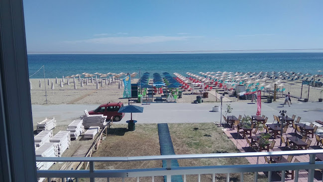 GLAROS beach bar - Νέοι Πόροι