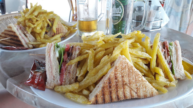 Caribbean Beach Bar & Restaurant - Γαστρονομία και φιλοξενία