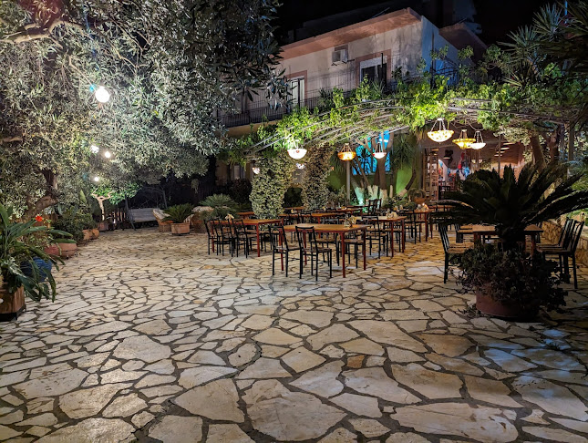 Αγίου Δημητρίου 4, Πάλαιρος 300 12