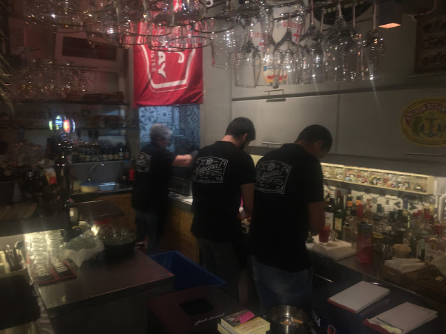 Λόρδου Βύρωνος, Λακκί 854 00