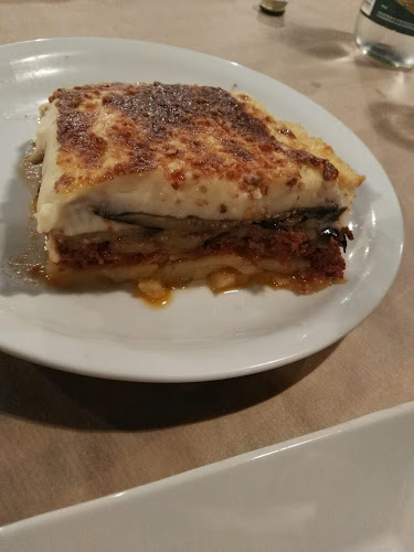 Comentarii opinii despre Taverna Petros