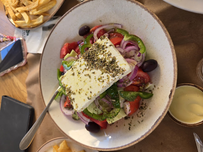 Taverna Petros - Γαστρονομία και φιλοξενία