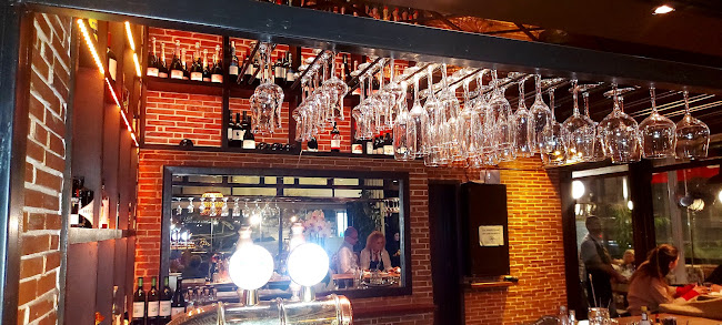 ΜΠΛΕ ΑΛΕΠΟΥ - Γαστρονομία και φιλοξενία