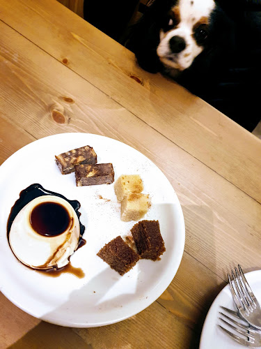 Μπαρμπουνάκι Γλυφάδα - Γλυφάδα