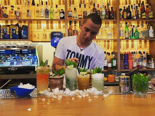 BABEL Cafe-Bar-restaurant