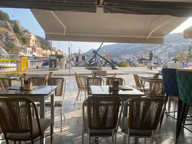 Perantzada Coffee Snacks & Cocktails - Σύμη