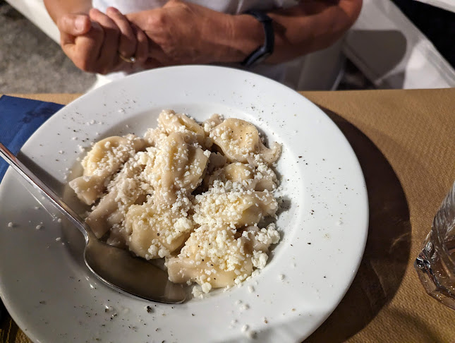 antikastro - Γαστρονομία και φιλοξενία