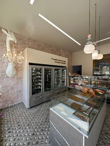 Praline Boutique Pastry