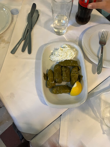 Opinii despre Ουζερί Τσινάρι în Θεσσαλονίκη - Γαστρονομία και φιλοξενία