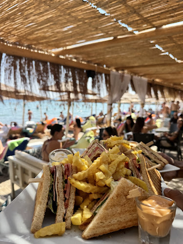 Opinii despre Soñar Beachbar în Κρυονέρι - Γαστρονομία και φιλοξενία