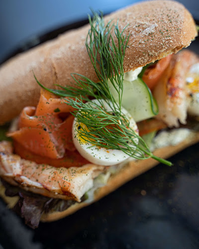 Comentarii opinii despre UMBRA Bar Kos