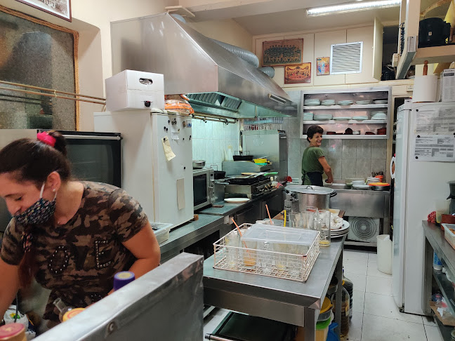 Comentarii opinii despre Στο καρφί και στο Πέταλο (Sto Karfi Kai Sto Petalo)