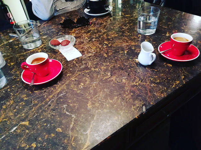 Αμαλίας 20, Τρίκαλα 421 00