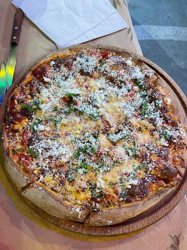 Opinii despre Blue Grotto în Γάιος - Γαστρονομία και φιλοξενία